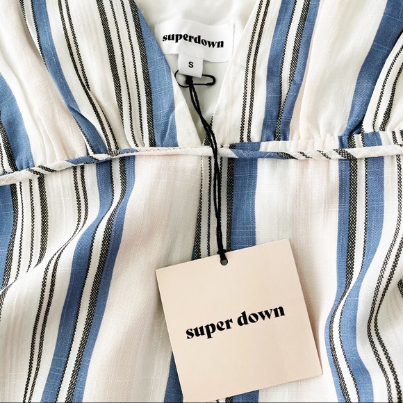 superdown Deep V Jumpsuit size small - Picture 2 of 4